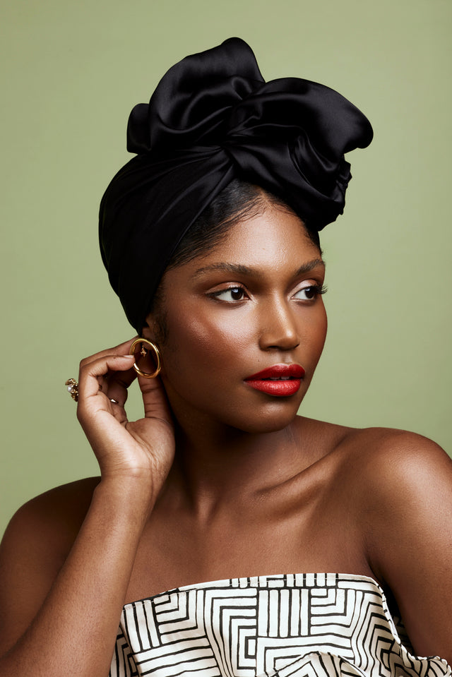 Turban africaine en soie noir – vue de face