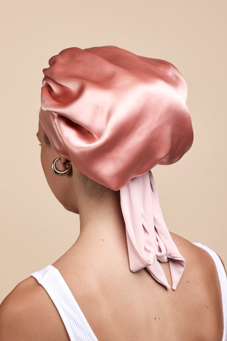 BONNET DE NUIT EN SOIE CORAIL
