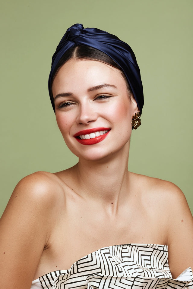 Turban cubaine en soie marine – couleur marine intense