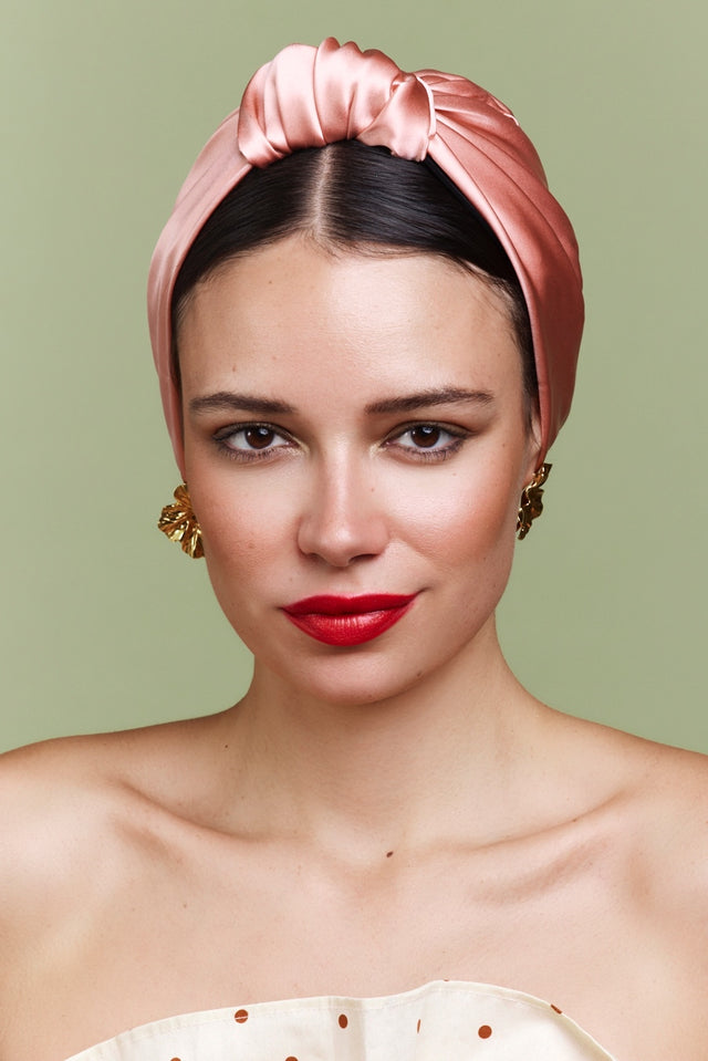 Turban parisienne en soie corail – profil