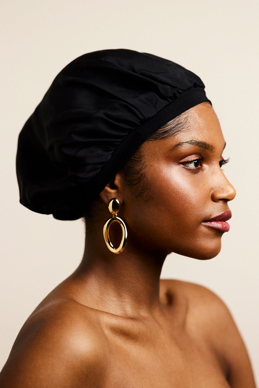 Sous bonnet en soie - BONNET SOUS TURBAN EN SOIE NOIR - Indira de paris