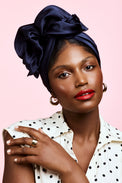 Turban africaine en soie marine – profond et élégant