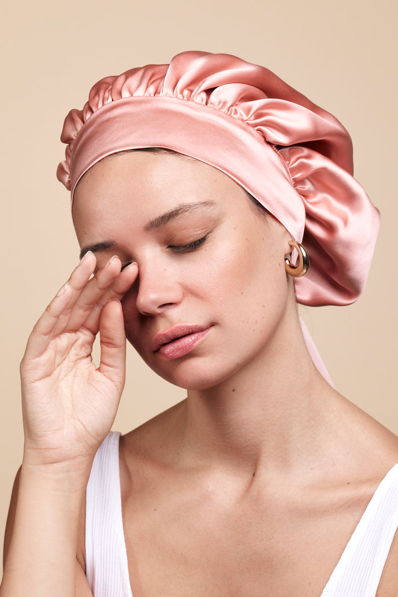 BONNET DE NUIT EN SOIE CORAIL