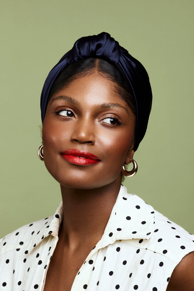 Turban parisienne en soie marine – vue de face
