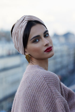 Our pleated models – Indira de paris